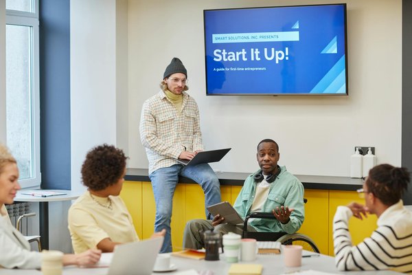 Top agences d'illustration pour briller dans le monde créatif